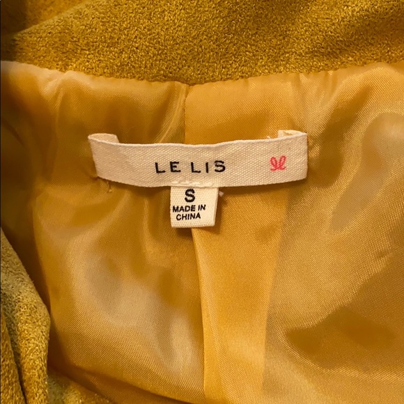 Like new!! Mustard yellow blazer/jacket - Picture 5 of 5